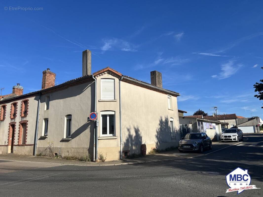 Maison à BEAUPREAU