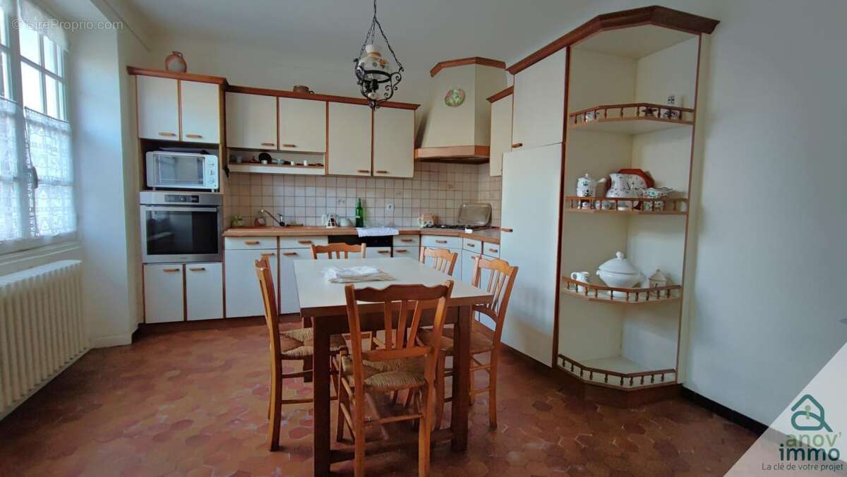 Maison à MAUPREVOIR