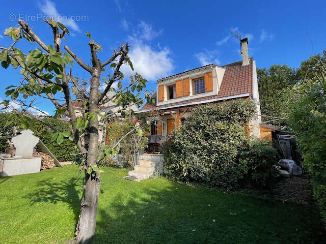 Maison à MITRY-MORY