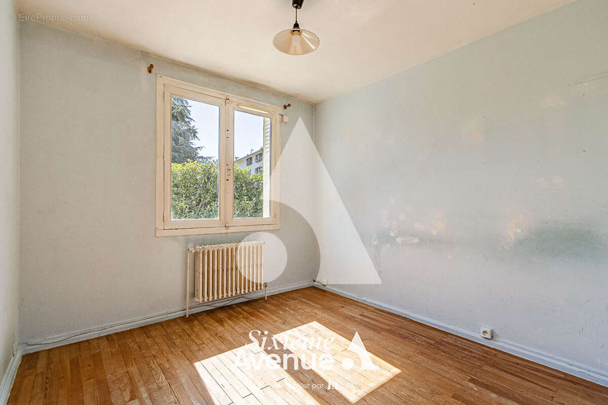 Villa plain pied 3 chambres - garage - 870m2 parcelle - photo 8