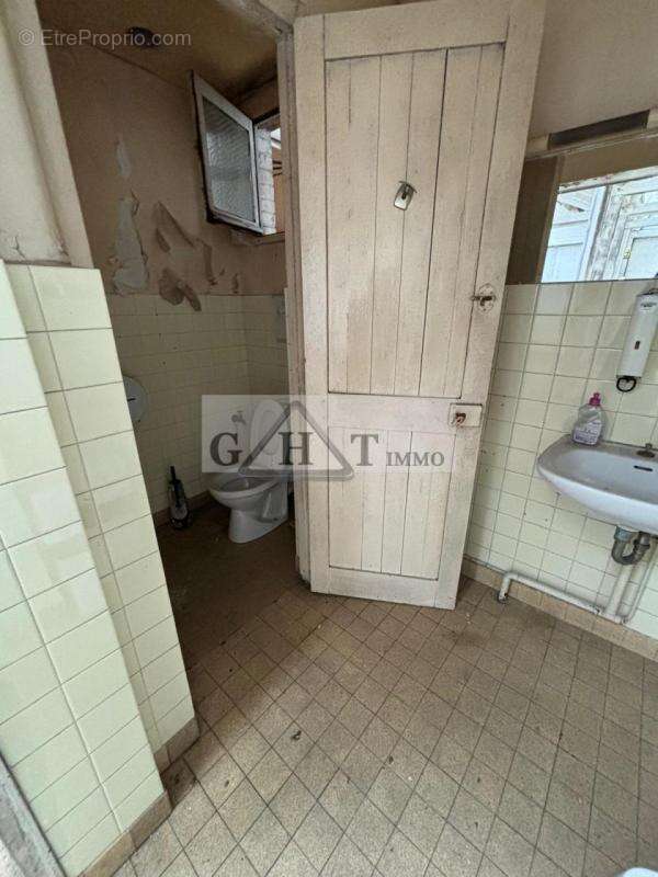 Commerce à SAINT-MAUR-DES-FOSSES