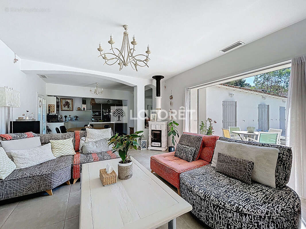 Maison à LA VALETTE-DU-VAR