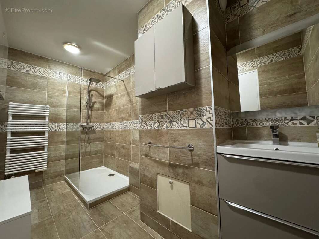 Appartement à LE PLESSIS-TREVISE