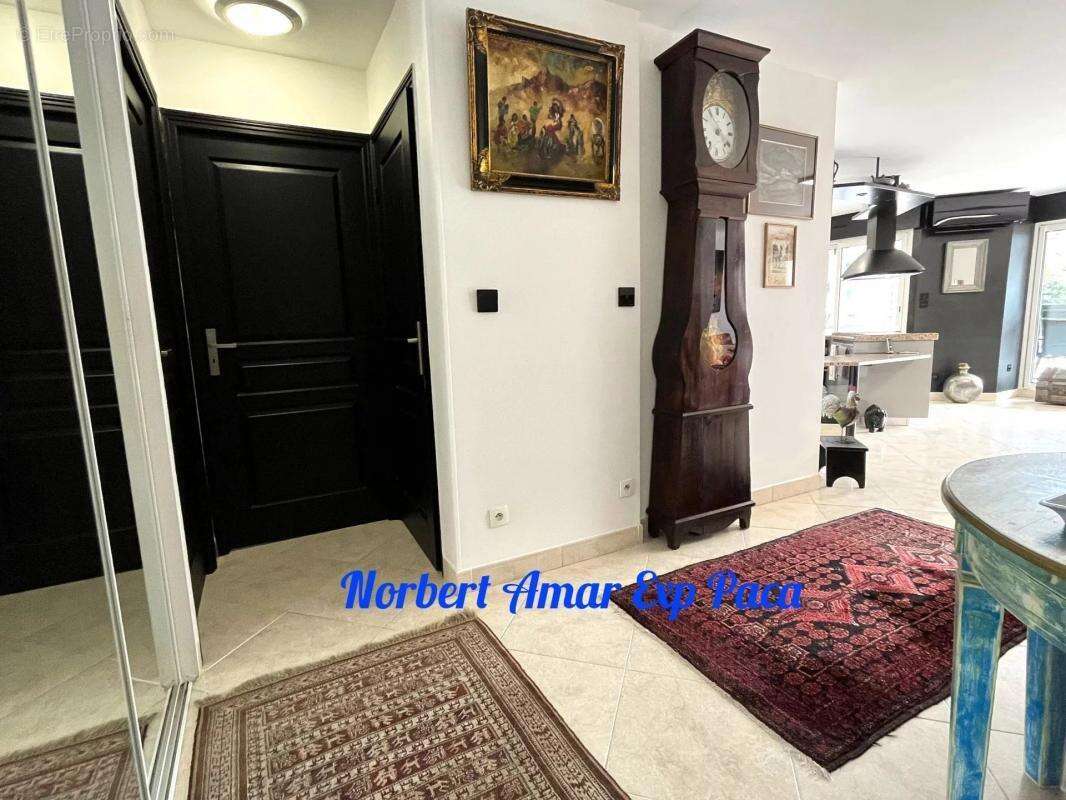 Appartement à FREJUS