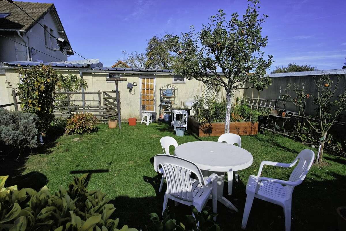 Maison à LANGRUNE-SUR-MER