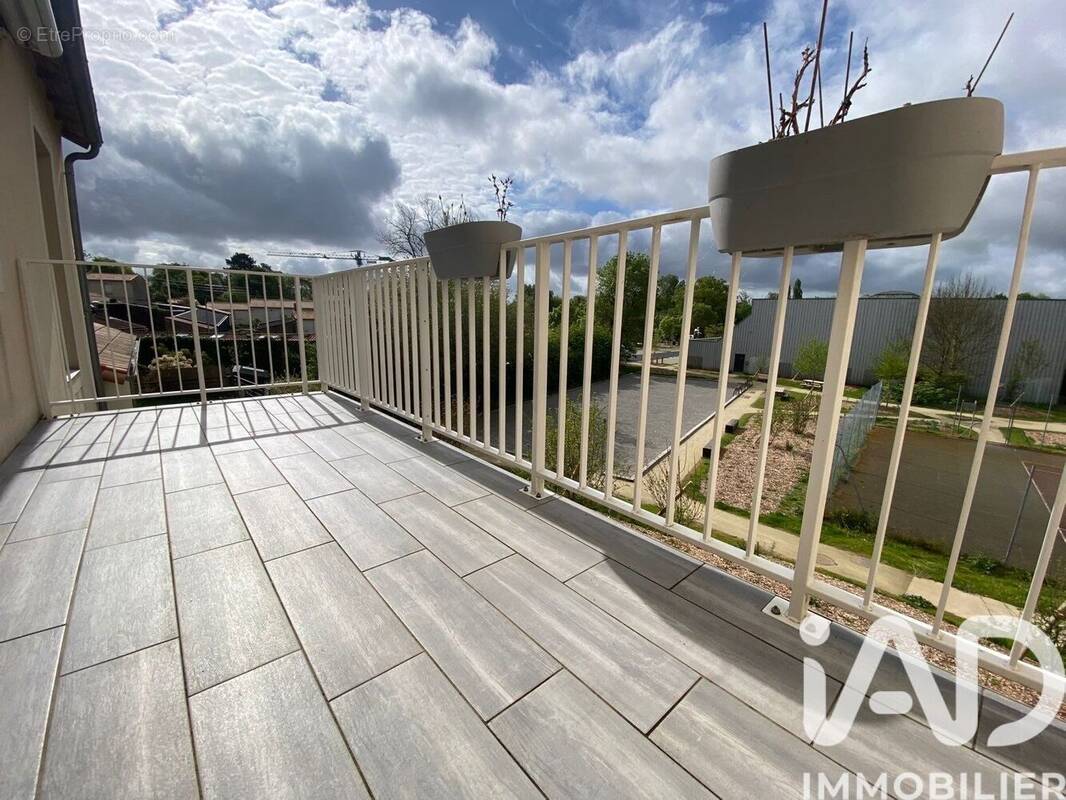 Photo 1 - Appartement à SAINT-LEGER-LES-VIGNES