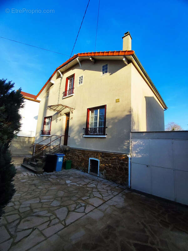 Maison à AULNAY-SOUS-BOIS