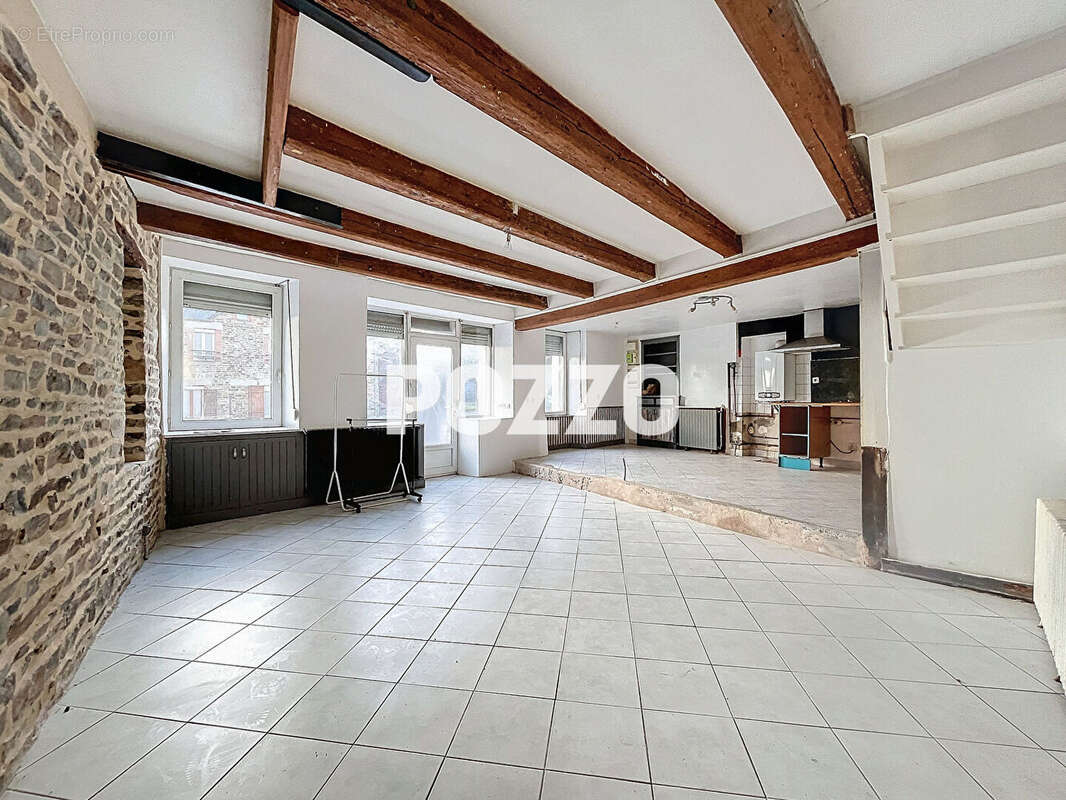 Maison à SAINT-AUBIN-DES-PREAUX