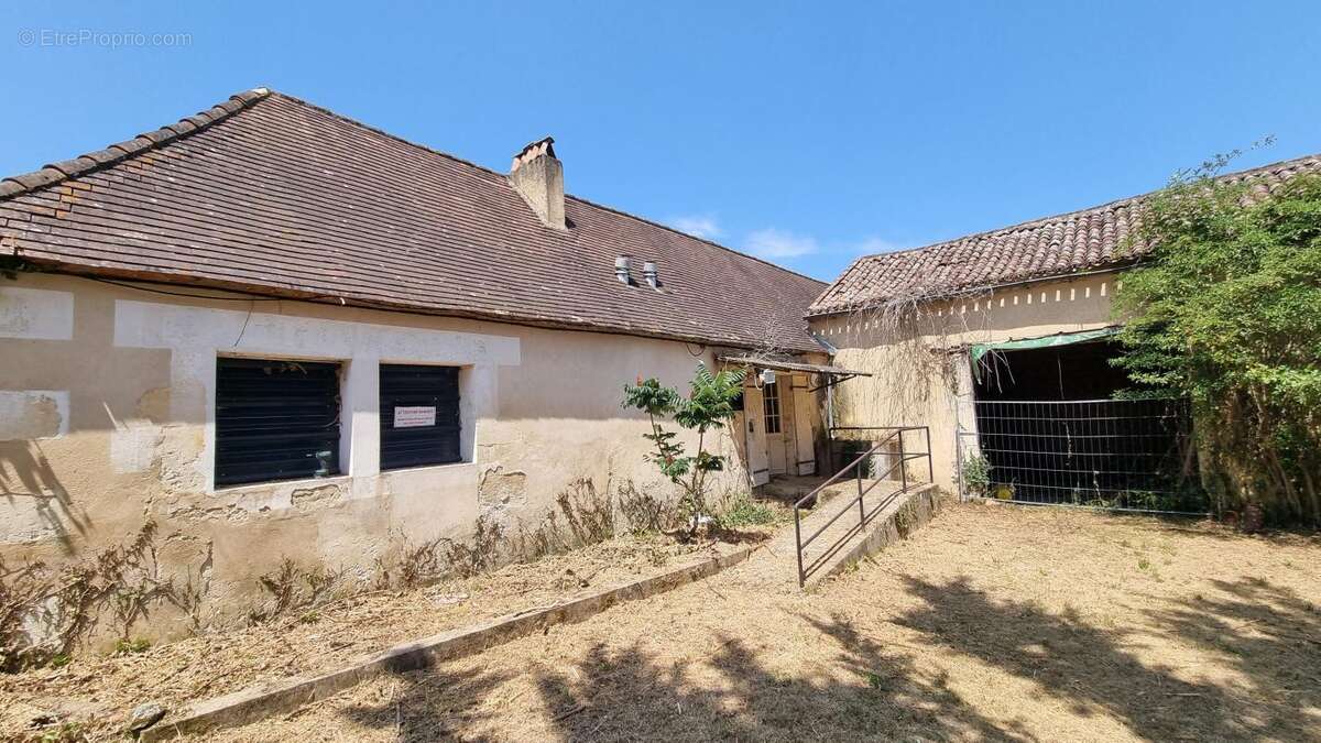 Maison en pierre avec vue - photo 2