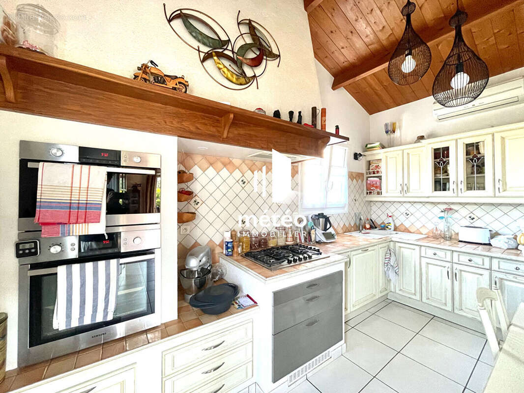 Maison à TALMONT-SAINT-HILAIRE