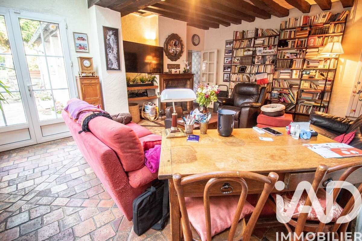 Photo 3 - Maison à HOUDAN