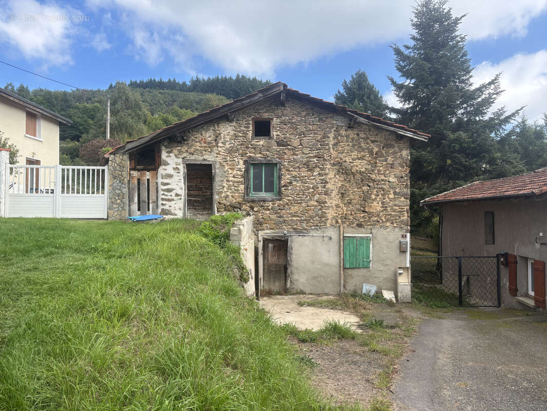 Maison à MONTCHAL