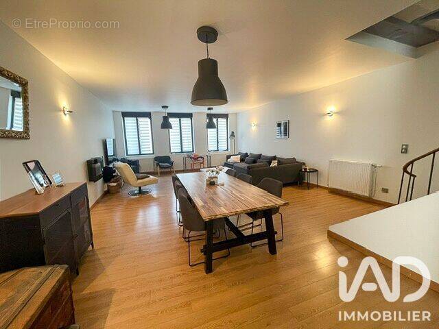 Appartement 159 m² à Saint-Quentin  - photo 1