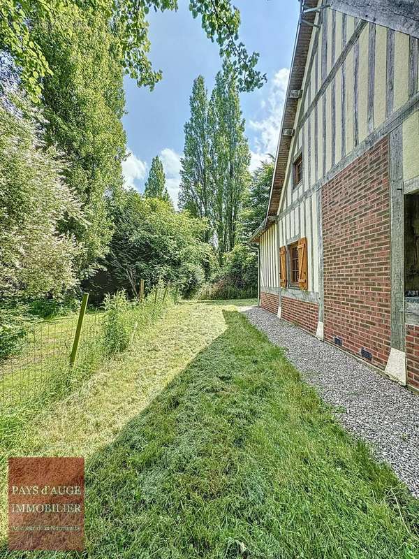 Maison à AVERNES-SAINT-GOURGON