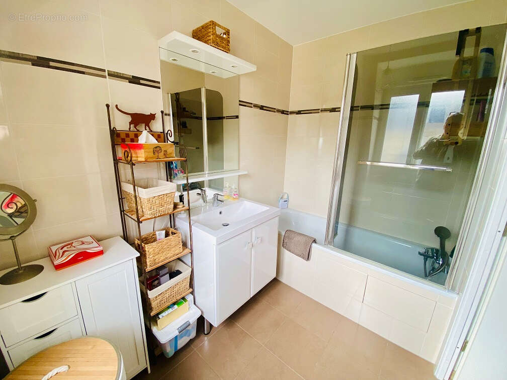 Appartement à CROISSY-BEAUBOURG