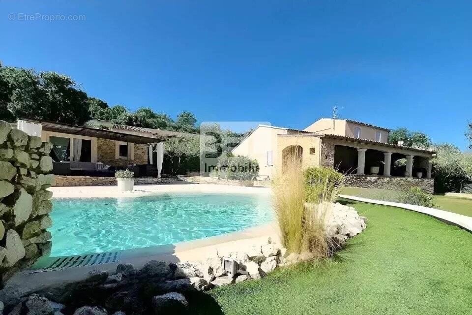 Maison à SAINT-ALEXANDRE