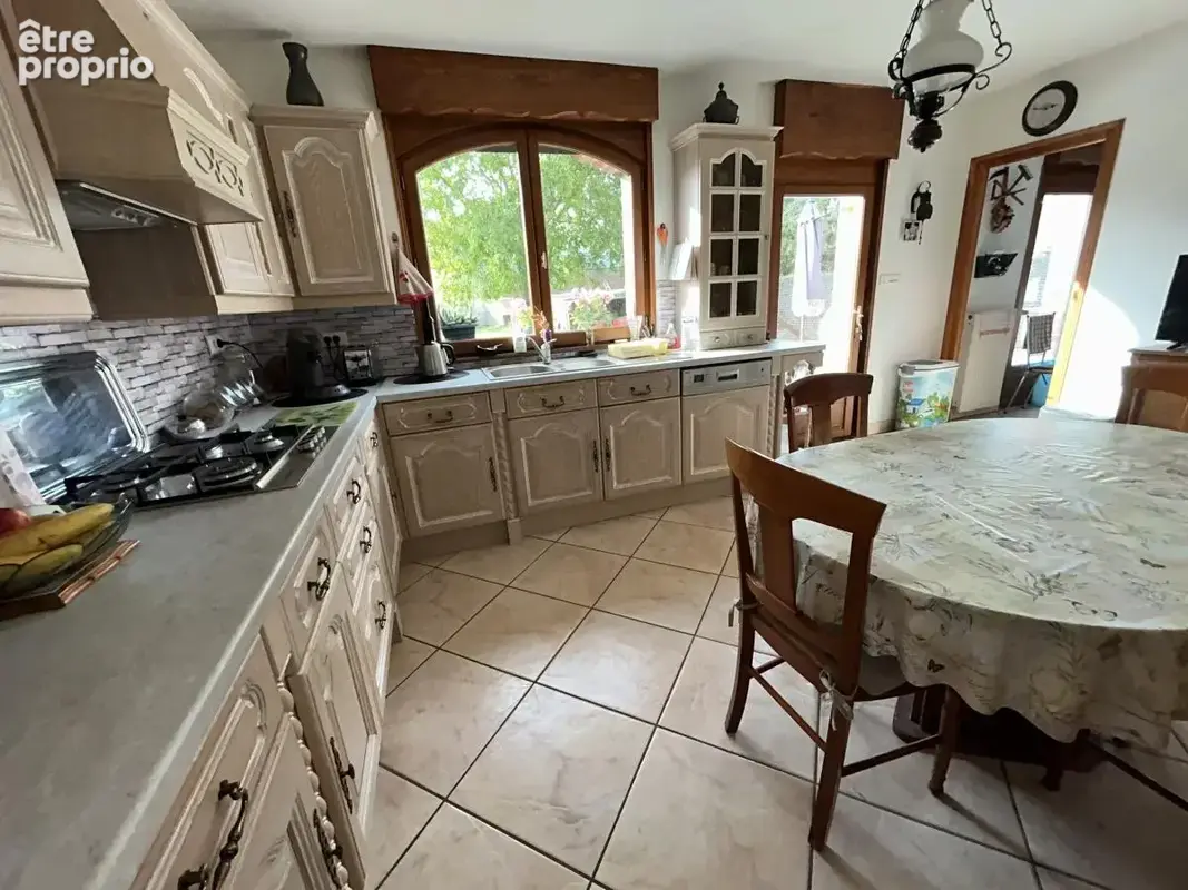 Maison 8 pièces 212 m² à vendre à Tilloy-Lez-Cambrai (59554) - photo 8