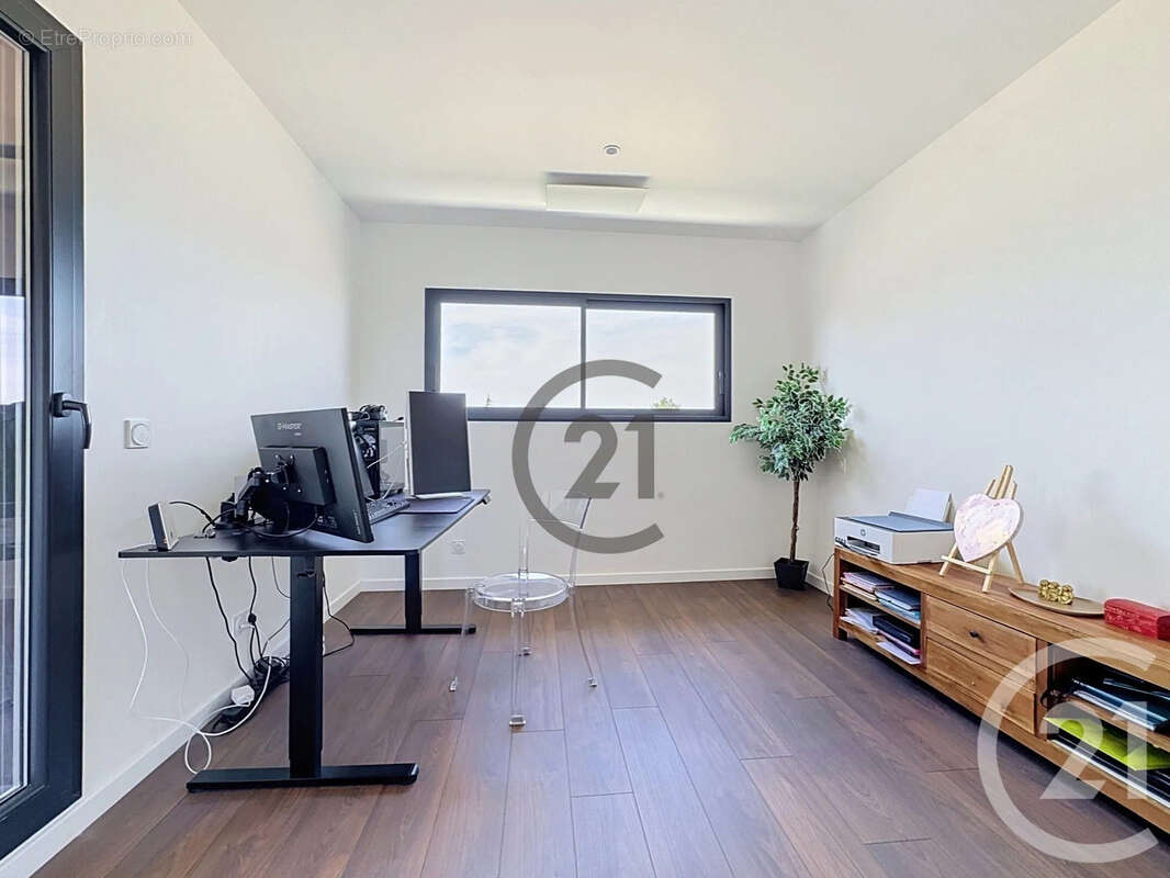 Maison 171 m² à Gueux  - photo 21