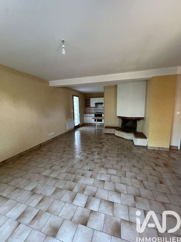 Photo 2 - Maison à BOURGES