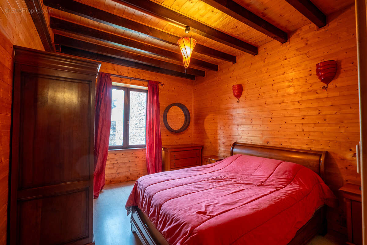 Maison à LA TOURETTE