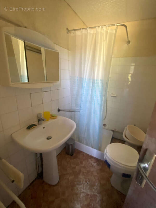 Maison a renover - photo 9