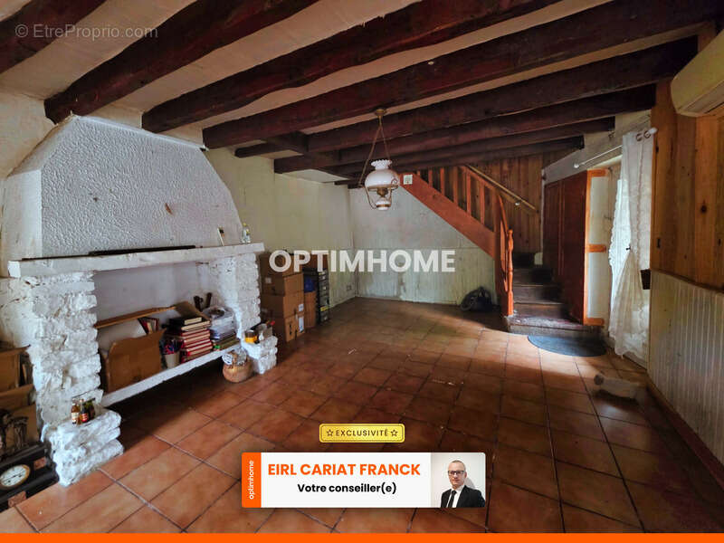 Maison à SAINT-AGNANT-DE-VERSILLAT