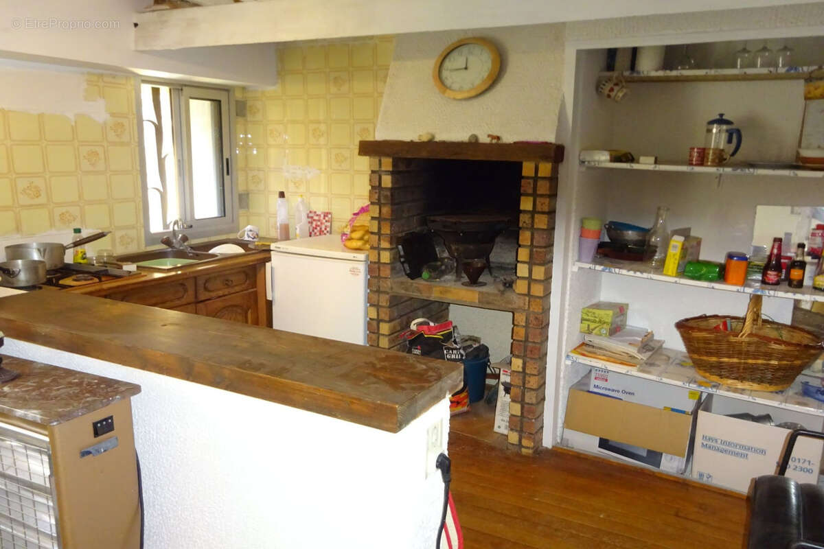 maison en pierres OMS village - photo 3