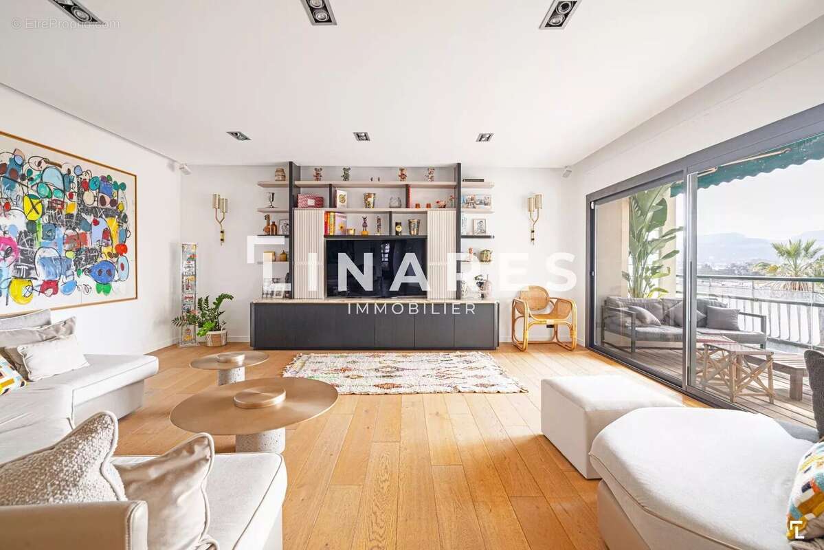 Appartement à MARSEILLE-8E