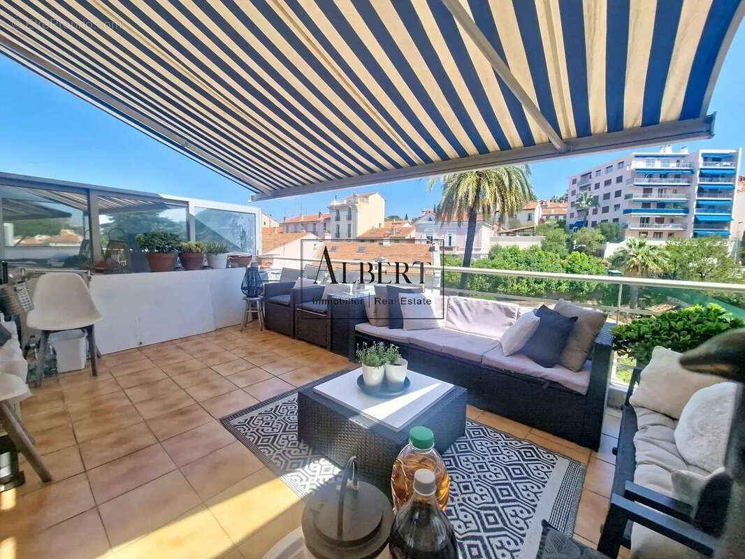 Cannes Stanislas – Élégant appartement toit-terrasse avec vue mer - photo 4