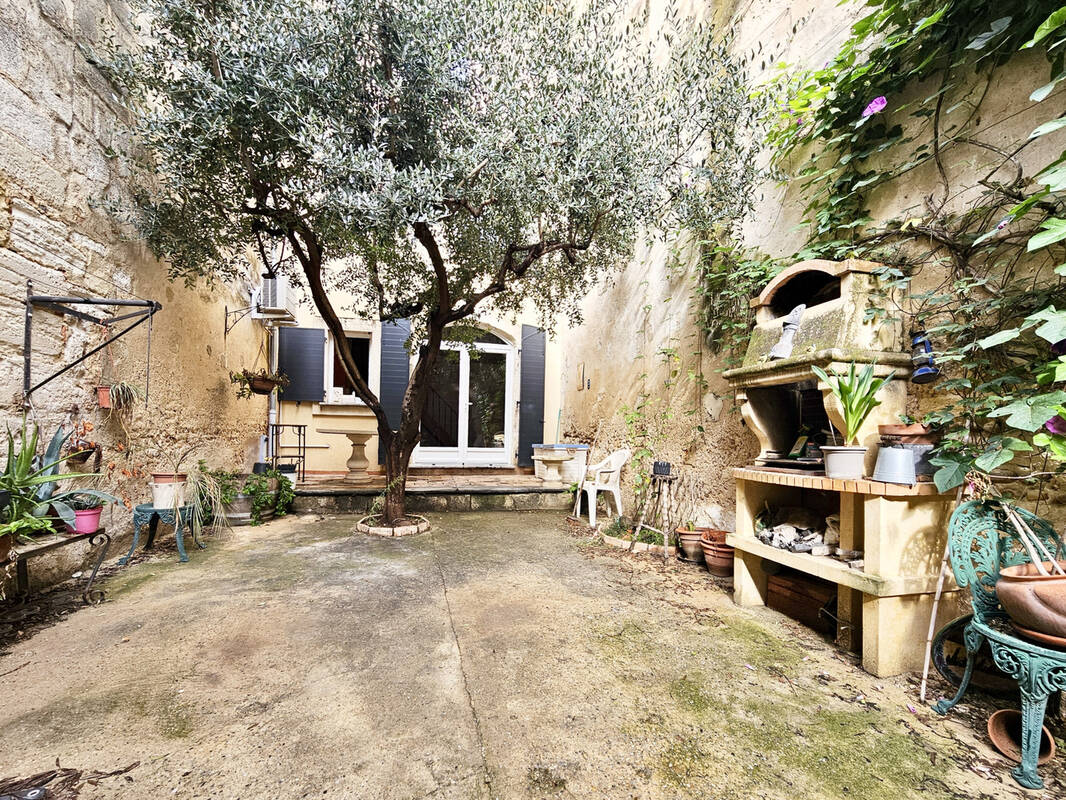 Maison à SAINT-GILLES