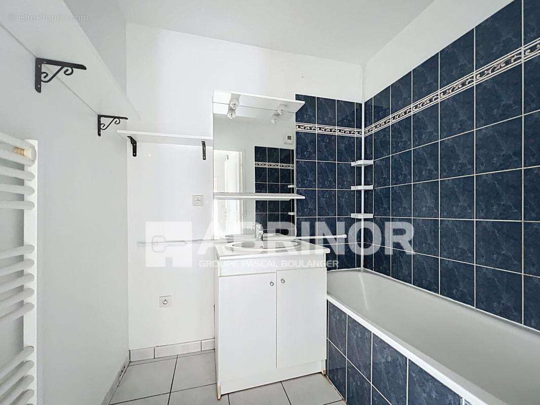 Appartement à MONS-EN-BAROEUL