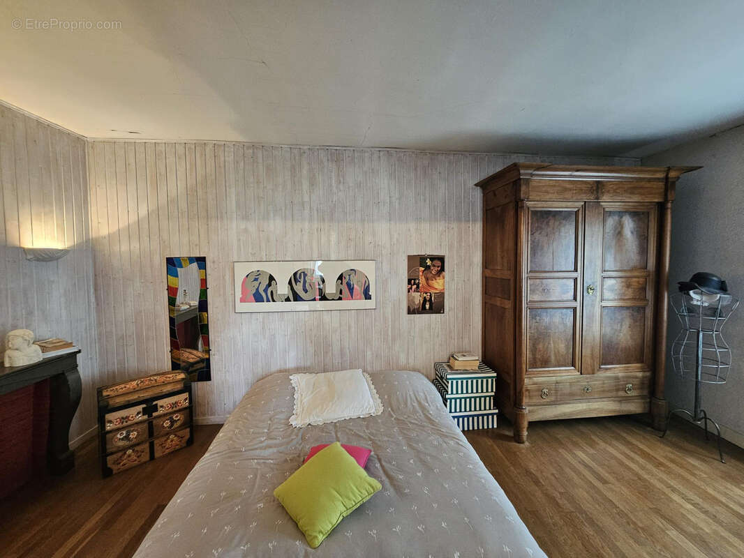 Maison à VERCEL-VILLEDIEU-LE-CAMP