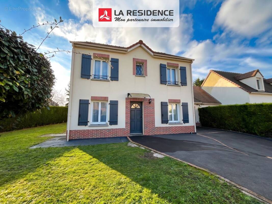 Maison à SAINT-OUEN-L'AUMONE