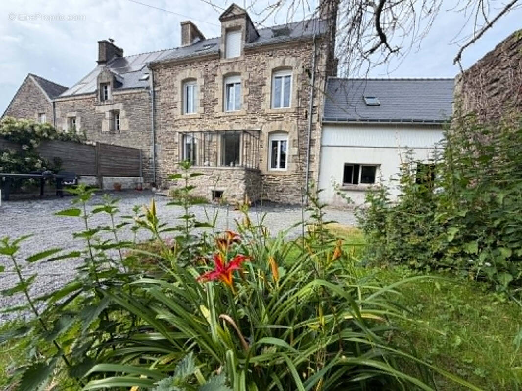 Maison à PLUMELIAU