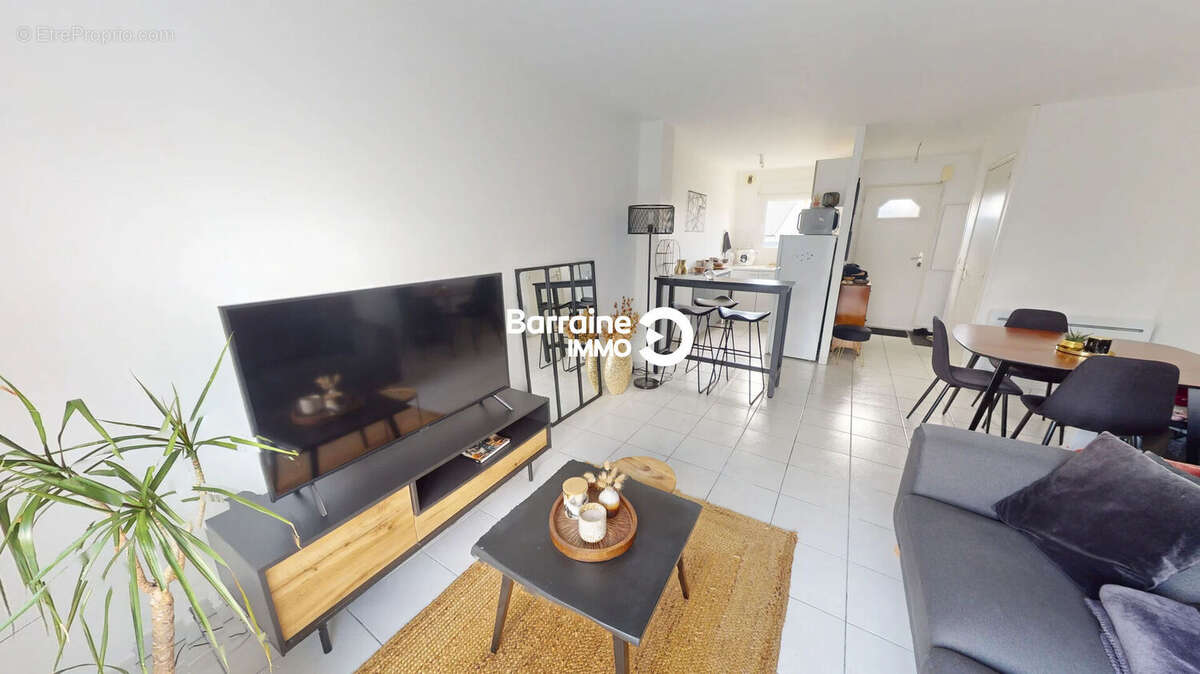 Exclusivite agence - ploemeur - petite maison en copropriete avec jardin et parking prive - photo 7