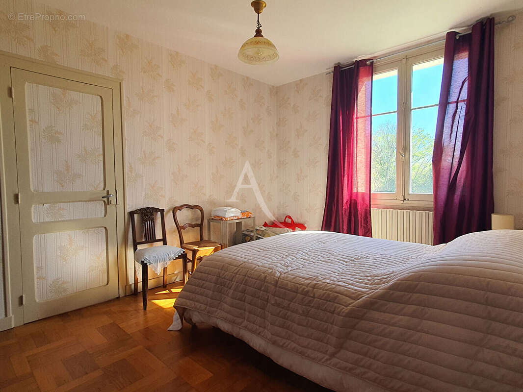 Maison à NOYERS-SUR-CHER