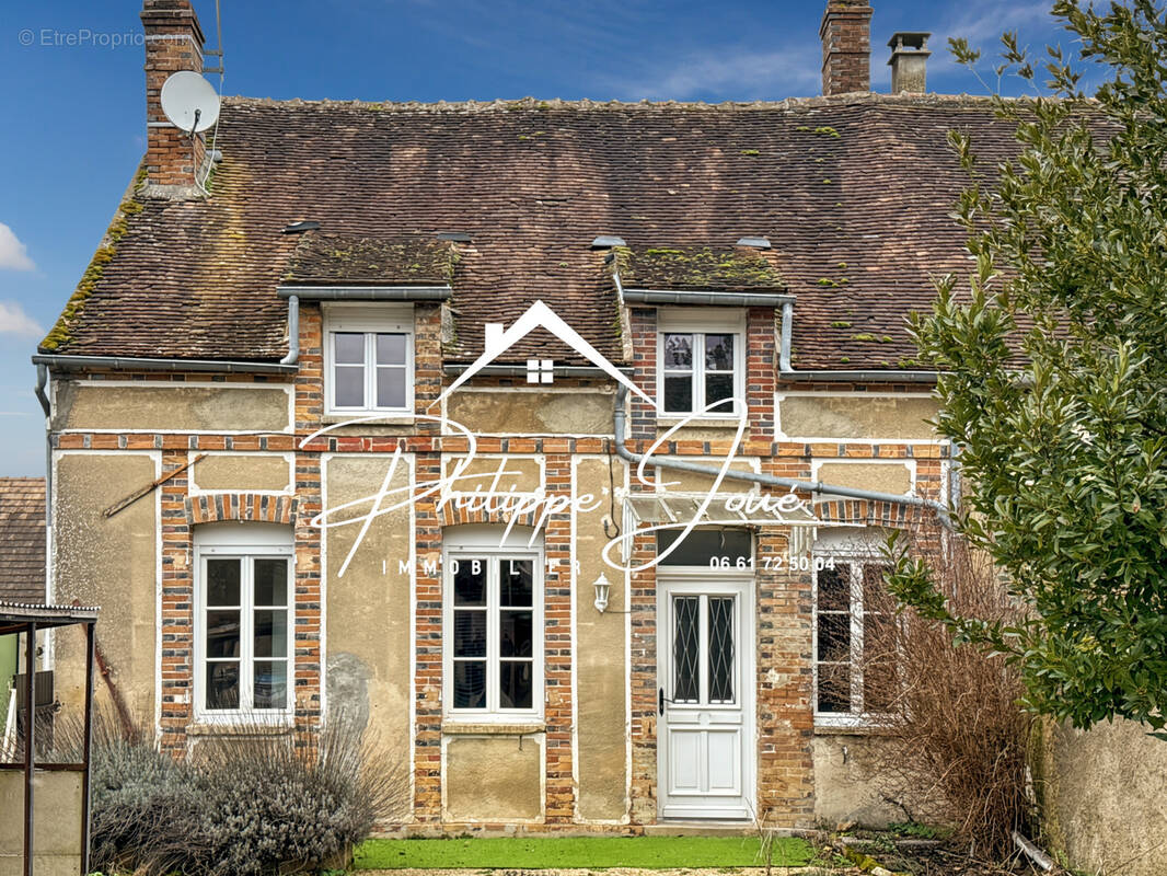 Maison à FONTAINE-LA-GAILLARDE
