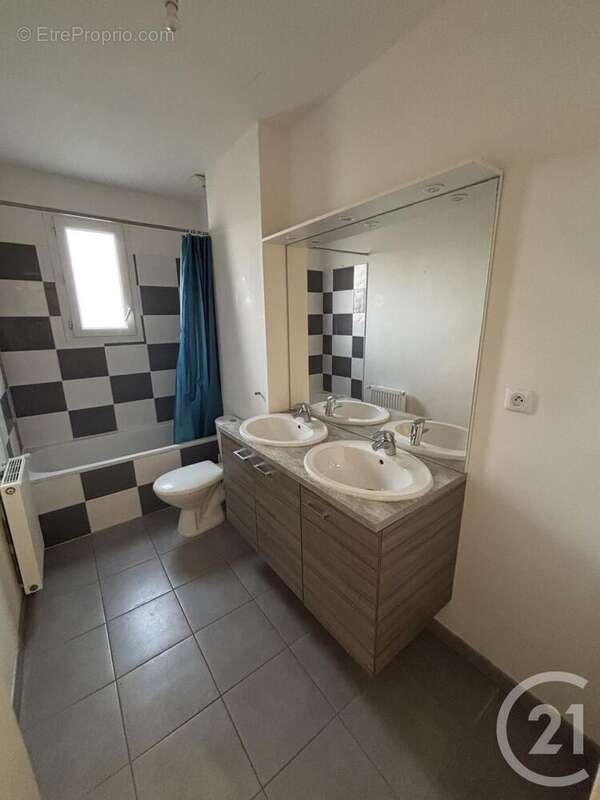 Maison à LABARTHE-SUR-LEZE