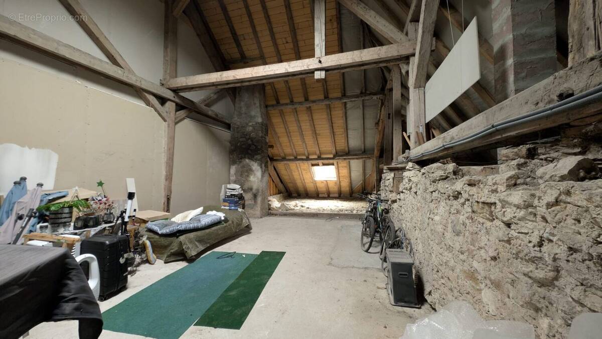 Appartement à ROCHEJEAN