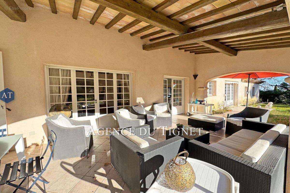 Maison à SPERACEDES