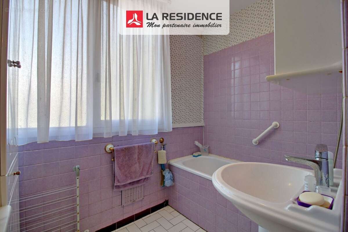 Appartement à LES MUREAUX