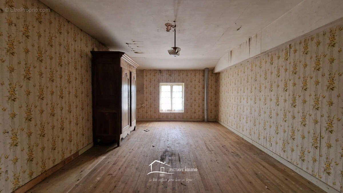 Maison à PAMPROUX