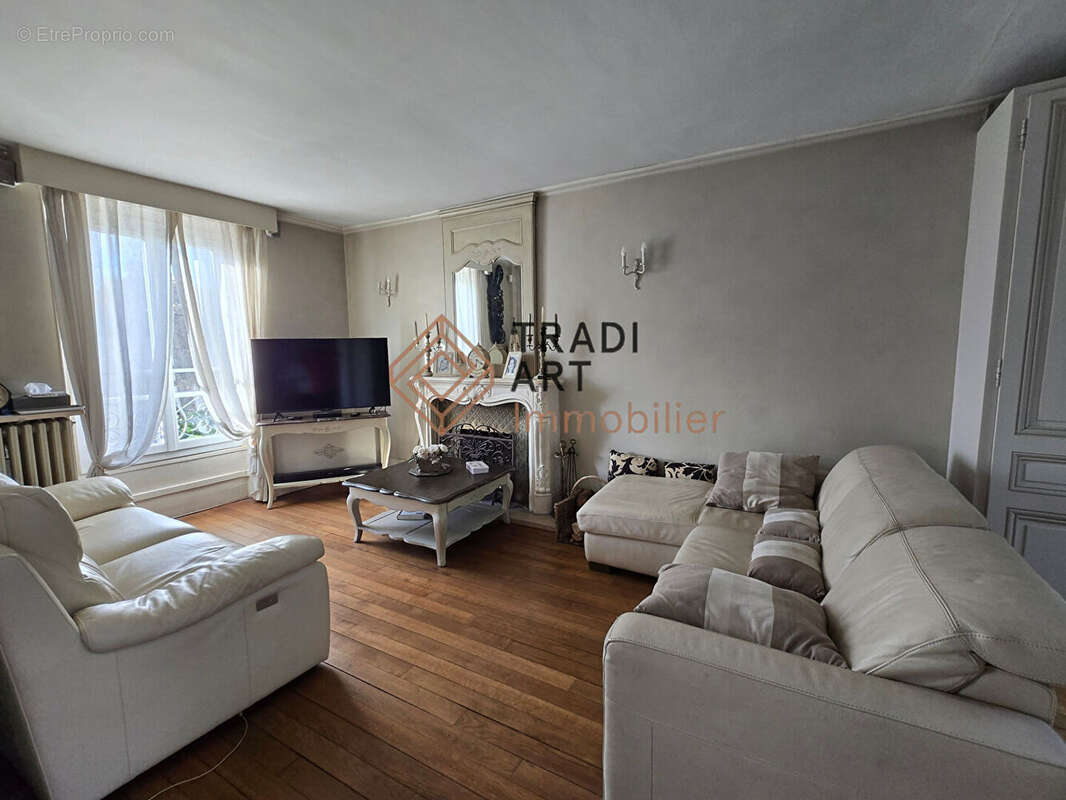 Maison à VILLEMOISSON-SUR-ORGE