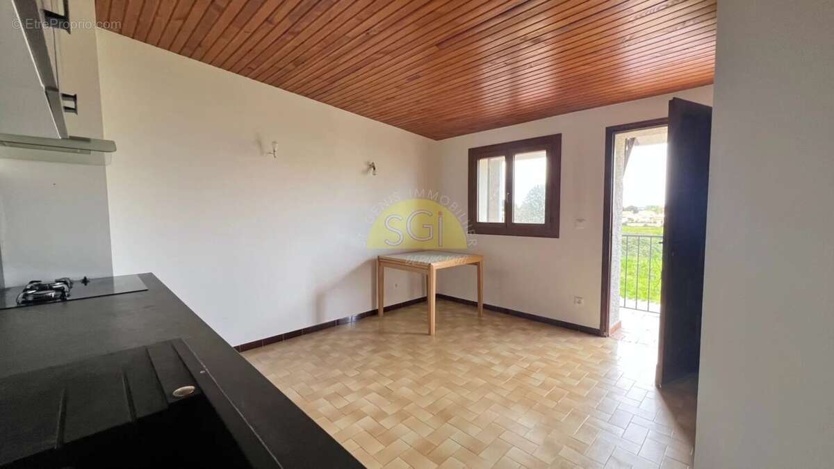 Maison à SAINT-GENIS-DES-FONTAINES