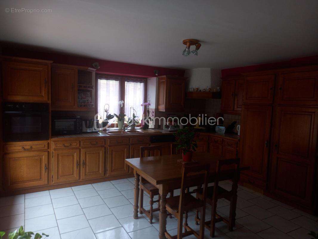 Maison 170 m² à Le Val-D'ajol  - photo 3