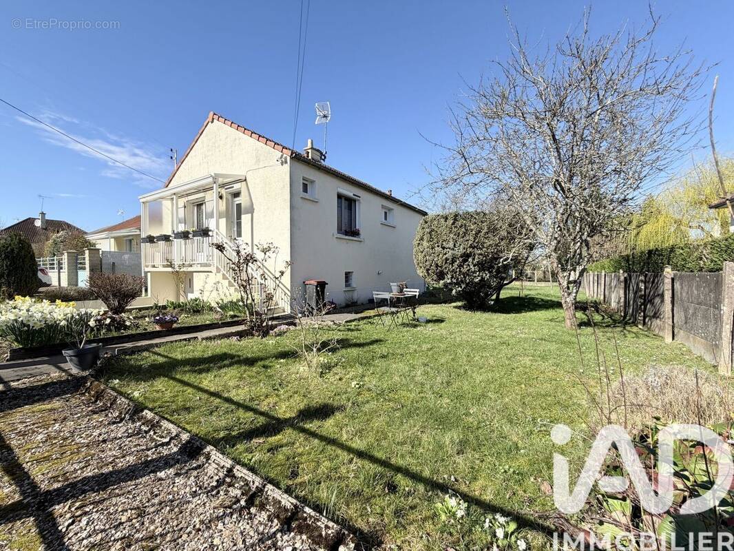Photo 1 - Maison à COURTENAY