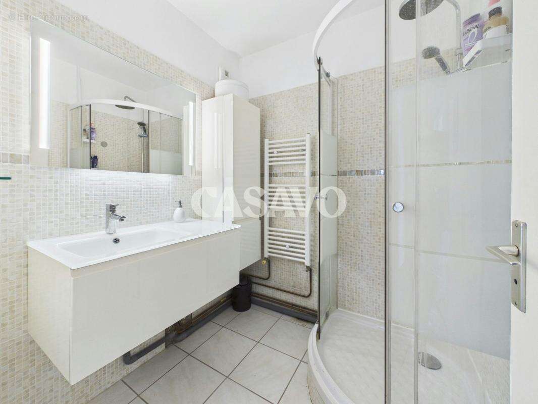 Vente Appartement 4 pièces de 77m² - 69100 Villeurbanne - photo 12