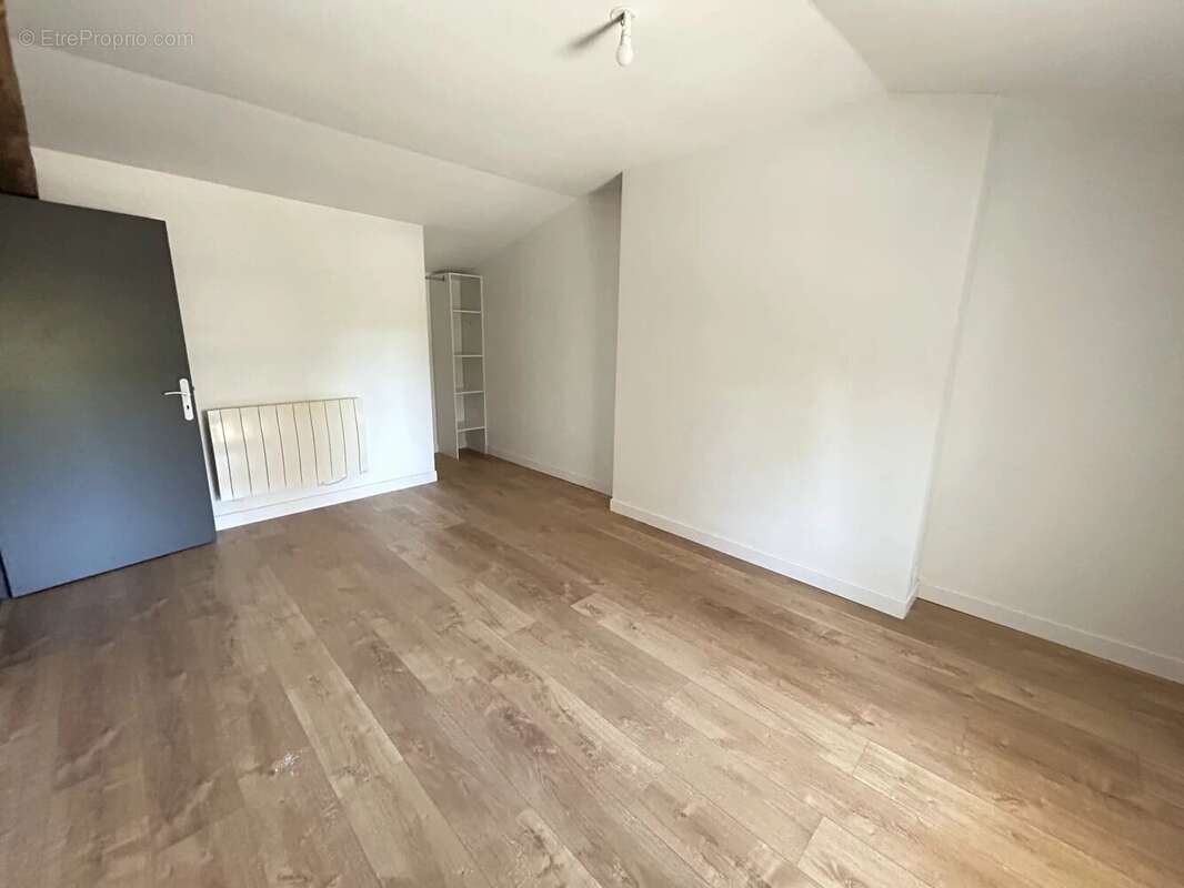 Maison à FAYE-L'ABBESSE