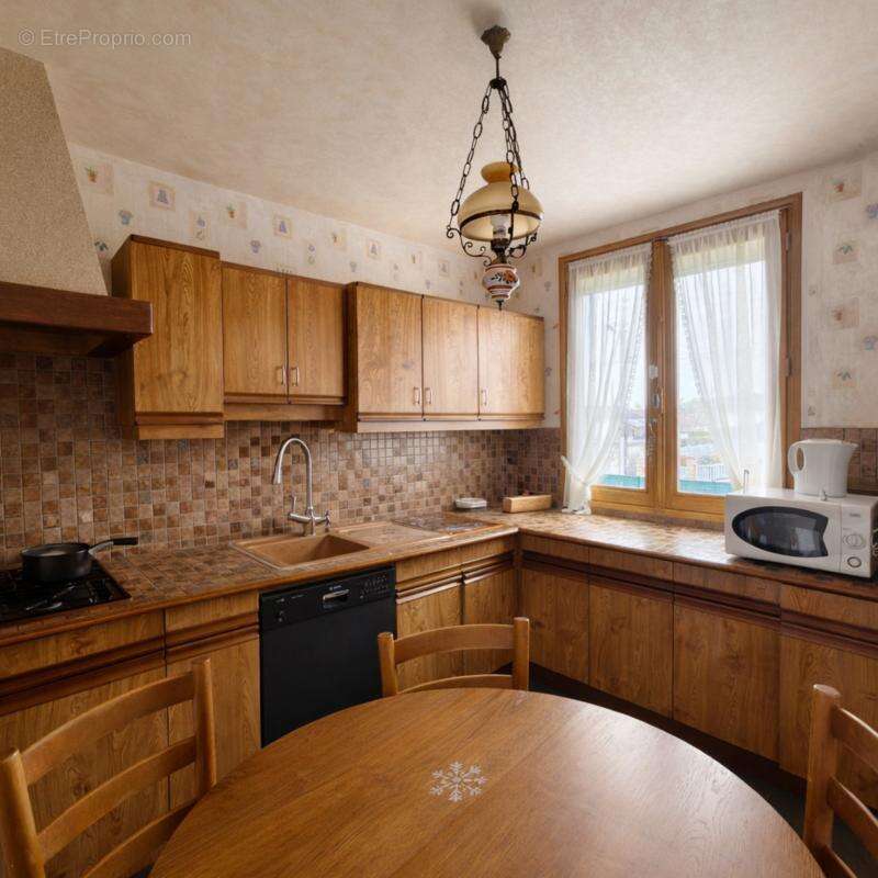 Maison à CHATEAU-LA-VALLIERE