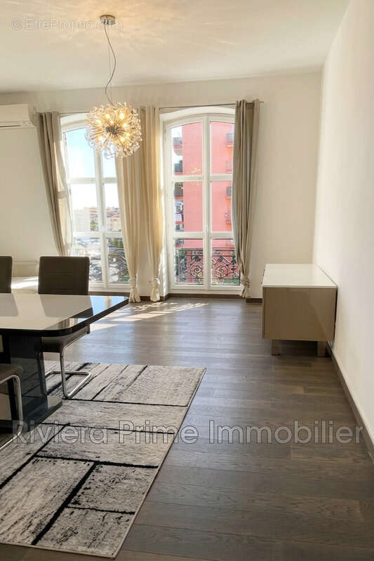 Appartement à MENTON